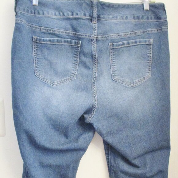 Torrid Women's Jegging Jeans, Dark Blue, Stretch, Size 20R - Picture 5 of 13
